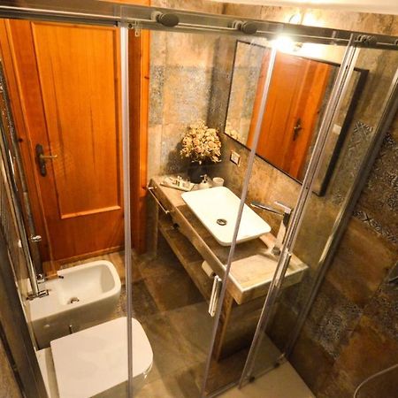 Al Vico Primo - Boutique Apartment П'єтрапертоза Екстер'єр фото